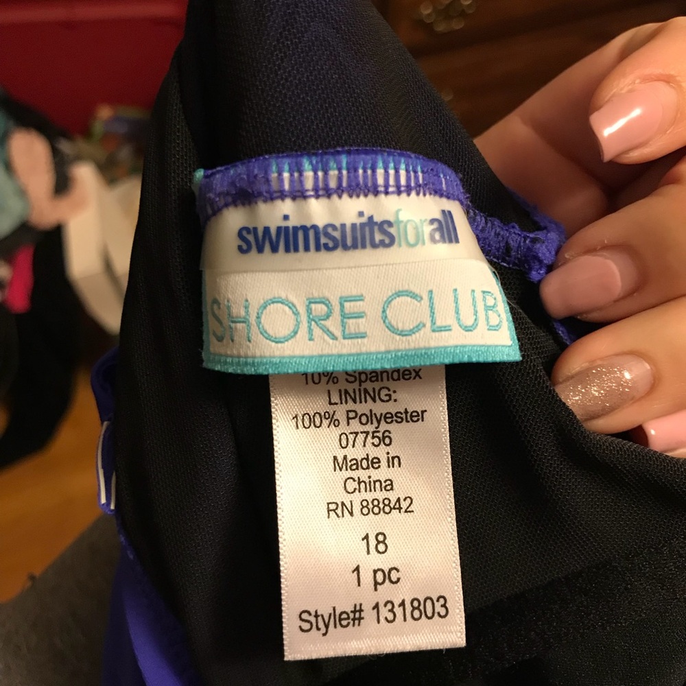 Ashley graham. Swim suits for all brand